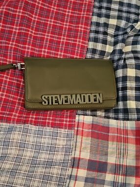 Steven Madden